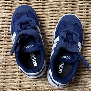 Adidas toddler Dark Blue and White Sneakers